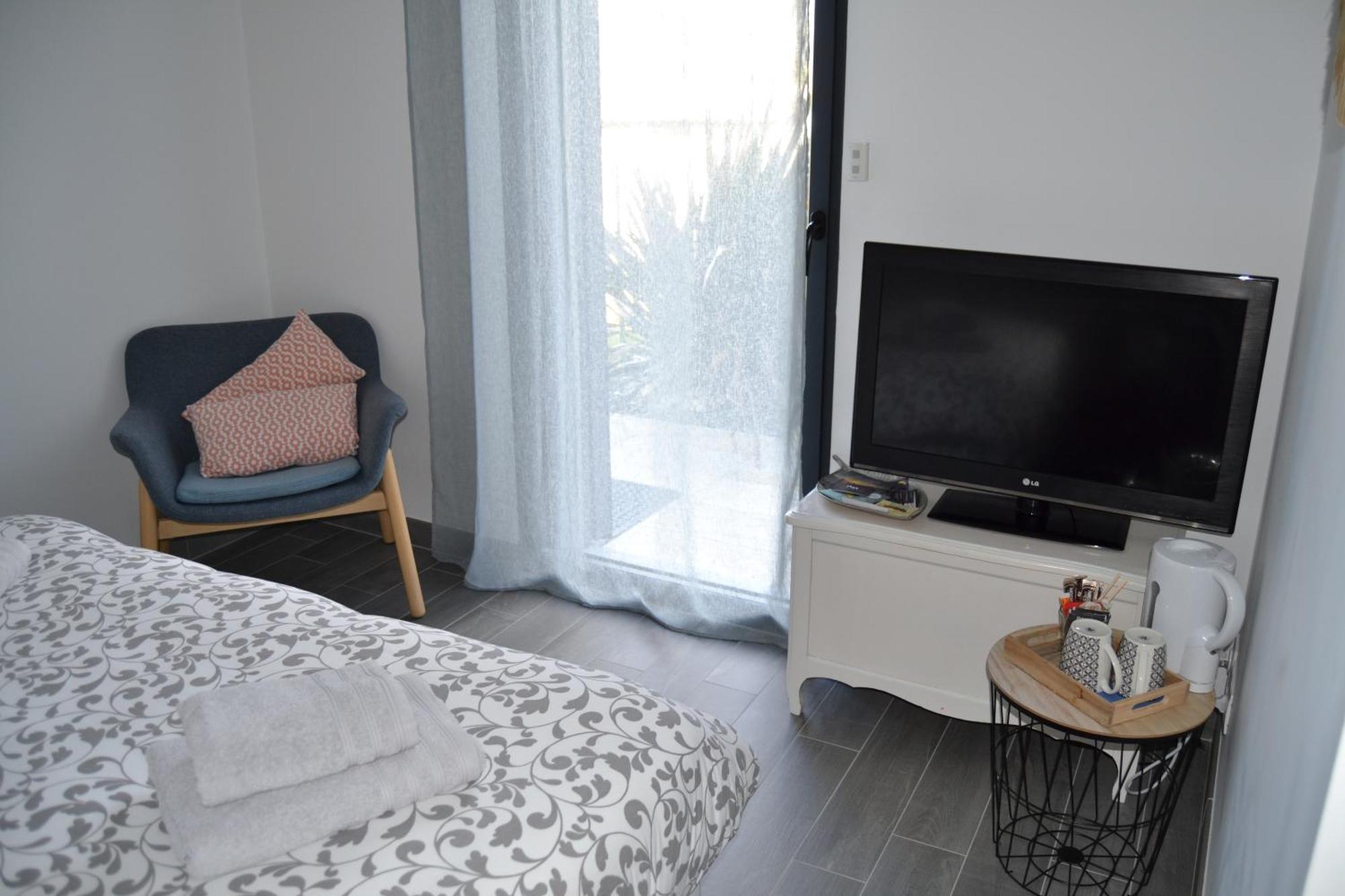 La Petite Bicoque Bed & Breakfast แซงต์ซูลิแยค ภายนอก รูปภาพ